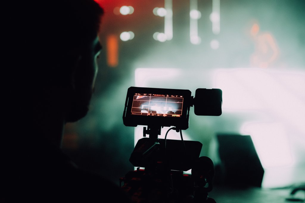 .
